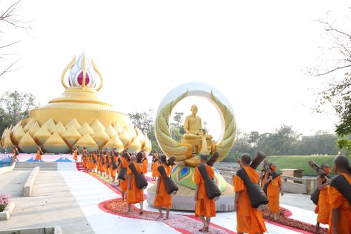 ภาพ No.36103:โครงการธรรมยาตรา เส้นทางพระผู้ปราบมาร ปีที่ 9 ณ วัดพระธรรมกาย