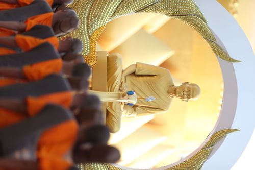 ภาพ No.36105:โครงการธรรมยาตรา เส้นทางพระผู้ปราบมาร ปีที่ 9 ณ วัดพระธรรมกาย