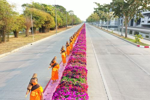 ภาพ No.36294:โครงการธรรมยาตรา เส้นทางพระผู้ปราบมาร ปีที่ 9 ณ วัดพระธรรมกาย
