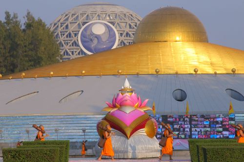 ภาพ No.36368:โครงการธรรมยาตรา เส้นทางพระผู้ปราบมาร ปีที่ 9 ณ วัดพระธรรมกาย