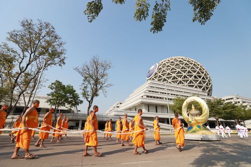 ภาพ No.28419:วันมหาปูชนียาจารย์ (อัญเชิญอัฐิธาตุคุณยายทองสุข)