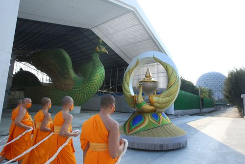 ภาพ No.28441:วันมหาปูชนียาจารย์ (อัญเชิญอัฐิธาตุคุณยายทองสุข)