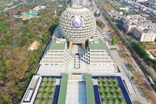 ภาพ No.28378:วันมหาปูชนียาจารย์ (อัญเชิญอัฐิธาตุคุณยายทองสุข)