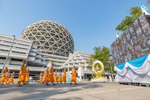 ภาพ No.28351:วันมหาปูชนียาจารย์ (อัญเชิญอัฐิธาตุคุณยายทองสุข)