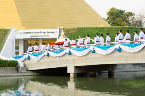 ภาพ No.28335:วันมหาปูชนียาจารย์ (อัญเชิญอัฐิธาตุคุณยายทองสุข)