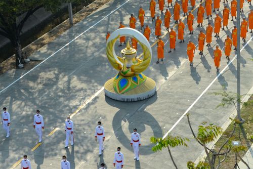 ภาพ No.28354:วันมหาปูชนียาจารย์ (อัญเชิญอัฐิธาตุคุณยายทองสุข)