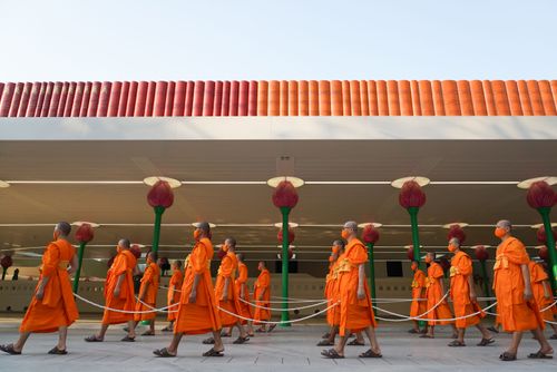 ภาพ No.28425:วันมหาปูชนียาจารย์ (อัญเชิญอัฐิธาตุคุณยายทองสุข)