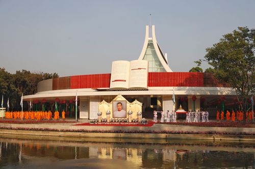 ภาพ No.28367:วันมหาปูชนียาจารย์ (อัญเชิญอัฐิธาตุคุณยายทองสุข)