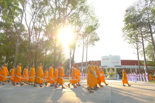 ภาพ No.28462:วันมหาปูชนียาจารย์ (อัญเชิญอัฐิธาตุคุณยายทองสุข)