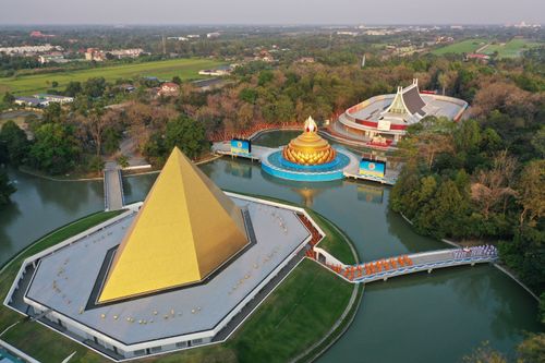 ภาพ No.28390:วันมหาปูชนียาจารย์ (อัญเชิญอัฐิธาตุคุณยายทองสุข)