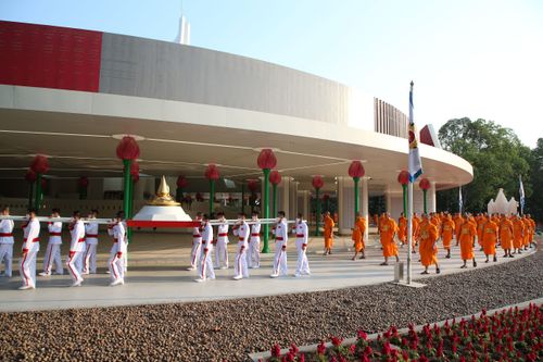 ภาพ No.28411:วันมหาปูชนียาจารย์ (อัญเชิญอัฐิธาตุคุณยายทองสุข)