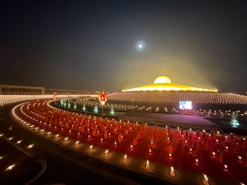 ภาพ No.28808:วันมาฆบูชา พิธีจุดประทีปออนไลน์ 2 ล้านดวง ถวายเป็นพุทธบูชา