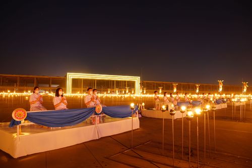 ภาพ No.28815:วันมาฆบูชา พิธีจุดประทีปออนไลน์ 2 ล้านดวง ถวายเป็นพุทธบูชา