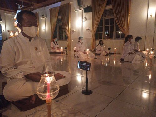 ภาพ No.28674:วันมาฆบูชา พิธีจุดประทีปออนไลน์ 2 ล้านดวง ถวายเป็นพุทธบูชา