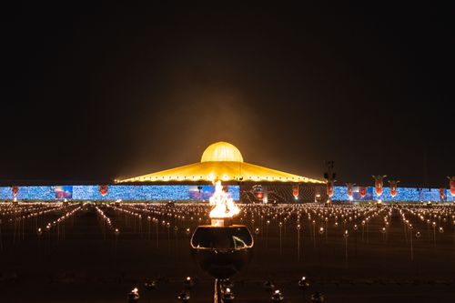 ภาพ No.28762:วันมาฆบูชา พิธีจุดประทีปออนไลน์ 2 ล้านดวง ถวายเป็นพุทธบูชา