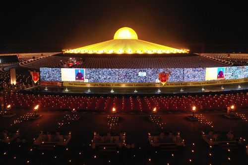 ภาพ No.28639:วันมาฆบูชา พิธีจุดประทีปออนไลน์ 2 ล้านดวง ถวายเป็นพุทธบูชา