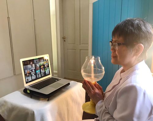 ภาพ No.28682:วันมาฆบูชา พิธีจุดประทีปออนไลน์ 2 ล้านดวง ถวายเป็นพุทธบูชา