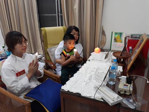 ภาพ No.28685:วันมาฆบูชา พิธีจุดประทีปออนไลน์ 2 ล้านดวง ถวายเป็นพุทธบูชา