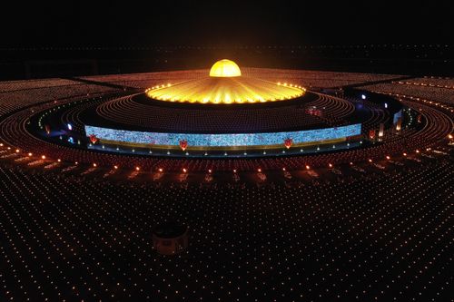 ภาพ No.28642:วันมาฆบูชา พิธีจุดประทีปออนไลน์ 2 ล้านดวง ถวายเป็นพุทธบูชา