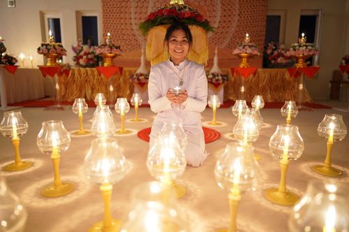 ภาพ No.28703:วันมาฆบูชา พิธีจุดประทีปออนไลน์ 2 ล้านดวง ถวายเป็นพุทธบูชา