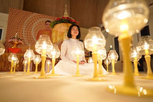 ภาพ No.28706:วันมาฆบูชา พิธีจุดประทีปออนไลน์ 2 ล้านดวง ถวายเป็นพุทธบูชา