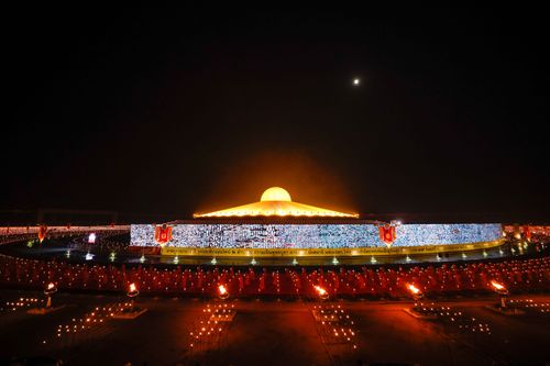 ภาพ No.28630:วันมาฆบูชา พิธีจุดประทีปออนไลน์ 2 ล้านดวง ถวายเป็นพุทธบูชา