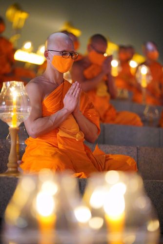 ภาพ No.28730:วันมาฆบูชา พิธีจุดประทีปออนไลน์ 2 ล้านดวง ถวายเป็นพุทธบูชา