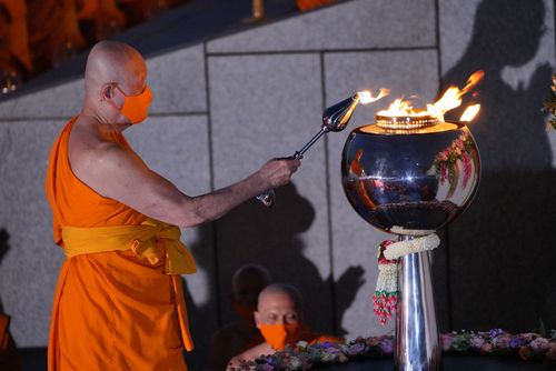 ภาพ No.28556:วันมาฆบูชา พิธีจุดประทีปออนไลน์ 2 ล้านดวง ถวายเป็นพุทธบูชา