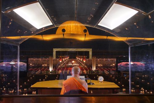 ภาพ No.28729:วันมาฆบูชา พิธีจุดประทีปออนไลน์ 2 ล้านดวง ถวายเป็นพุทธบูชา