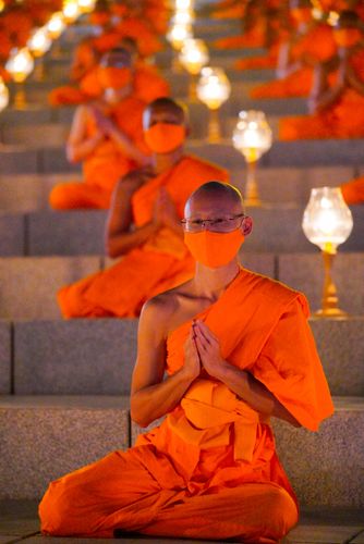 ภาพ No.28742:วันมาฆบูชา พิธีจุดประทีปออนไลน์ 2 ล้านดวง ถวายเป็นพุทธบูชา