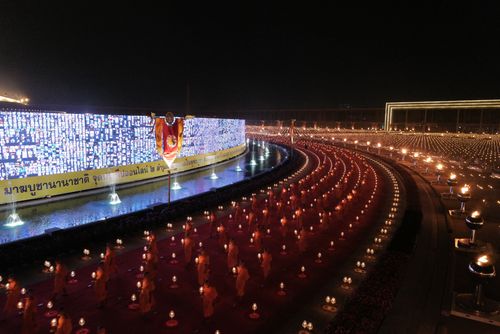 ภาพ No.28572:วันมาฆบูชา พิธีจุดประทีปออนไลน์ 2 ล้านดวง ถวายเป็นพุทธบูชา