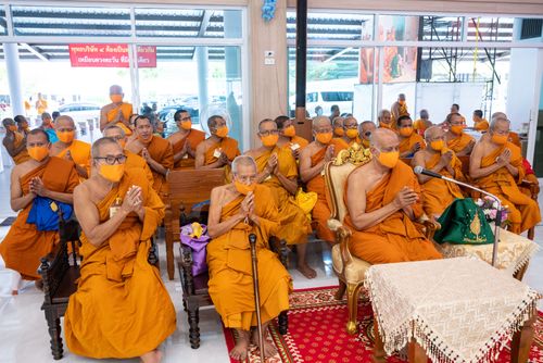 ภาพ No.31735:พิธีถวายสังฆทานแด่คณะสงฆ์ 323 วัด ใน 4 จังหวัดภาคใต้ ครั้งที่ 153 (ออนไลน์)