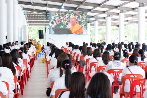 ภาพ No.31745:พิธีถวายสังฆทานแด่คณะสงฆ์ 323 วัด ใน 4 จังหวัดภาคใต้ ครั้งที่ 153 (ออนไลน์)