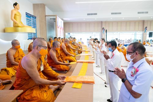 ภาพ No.31766:พิธีถวายสังฆทานแด่คณะสงฆ์ 323 วัด ใน 4 จังหวัดภาคใต้ ครั้งที่ 153 (ออนไลน์)