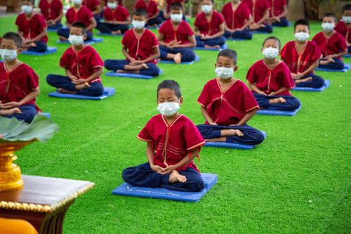 ภาพ No.31834:พิธีปลงผมสามเณรภาคฤดูร้อน รุ่นที่ 28 ประจำปี 2564	