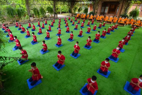 ภาพ No.31838:พิธีปลงผมสามเณรภาคฤดูร้อน รุ่นที่ 28 ประจำปี 2564	