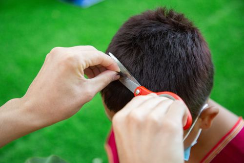 ภาพ No.31843:พิธีปลงผมสามเณรภาคฤดูร้อน รุ่นที่ 28 ประจำปี 2564	