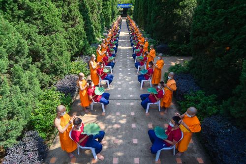 ภาพ No.31853:พิธีปลงผมสามเณรภาคฤดูร้อน รุ่นที่ 28 ประจำปี 2564	