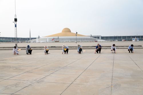 ภาพ No.28858:วันคุ้มครองโลก พิธีจุดประทีปแปรอักษรที่ใหญ่ที่สุดในโลก ถวายเป็นพุทธบูชา ผ่านระบบ ZOOM 