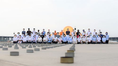 ภาพ No.28867:วันคุ้มครองโลก พิธีจุดประทีปแปรอักษรที่ใหญ่ที่สุดในโลก ถวายเป็นพุทธบูชา ผ่านระบบ ZOOM 