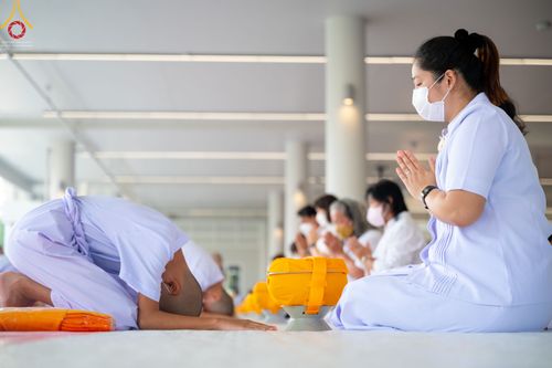 ภาพ No.45489:ประมวลภาพพิธีบรรพชา โครงการหน่อแก้วเปรียญธรรม รุ่นที่ 10 ณ หมู่กฏิสามเณร อาคารค่ายจองแชมป์