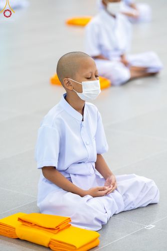 ภาพ No.45499:ประมวลภาพพิธีบรรพชา โครงการหน่อแก้วเปรียญธรรม รุ่นที่ 10 ณ หมู่กฏิสามเณร อาคารค่ายจองแชมป์