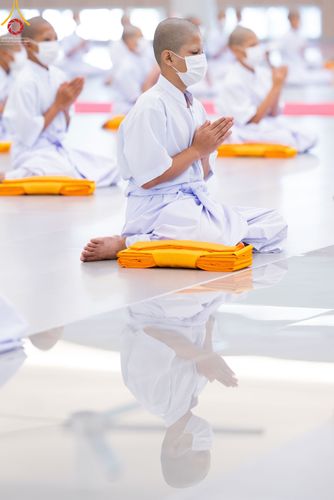 ภาพ No.45511:ประมวลภาพพิธีบรรพชา โครงการหน่อแก้วเปรียญธรรม รุ่นที่ 10 ณ หมู่กฏิสามเณร อาคารค่ายจองแชมป์