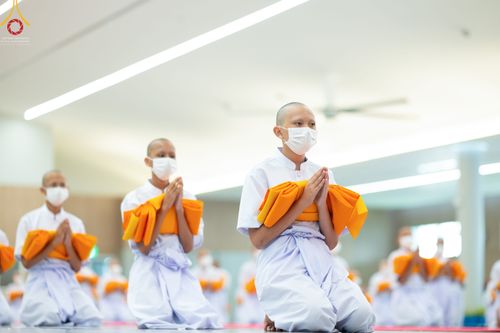 ภาพ No.45514:ประมวลภาพพิธีบรรพชา โครงการหน่อแก้วเปรียญธรรม รุ่นที่ 10 ณ หมู่กฏิสามเณร อาคารค่ายจองแชมป์