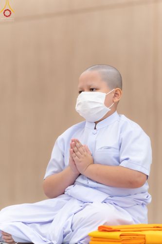 ภาพ No.45522:ประมวลภาพพิธีบรรพชา โครงการหน่อแก้วเปรียญธรรม รุ่นที่ 10 ณ หมู่กฏิสามเณร อาคารค่ายจองแชมป์