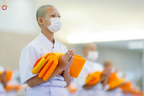 ภาพ No.45530:ประมวลภาพพิธีบรรพชา โครงการหน่อแก้วเปรียญธรรม รุ่นที่ 10 ณ หมู่กฏิสามเณร อาคารค่ายจองแชมป์