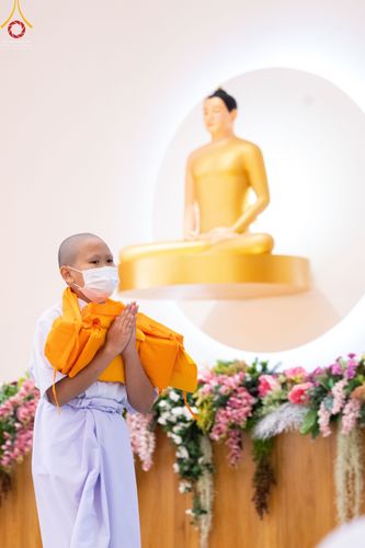 ภาพ No.45535:ประมวลภาพพิธีบรรพชา โครงการหน่อแก้วเปรียญธรรม รุ่นที่ 10 ณ หมู่กฏิสามเณร อาคารค่ายจองแชมป์