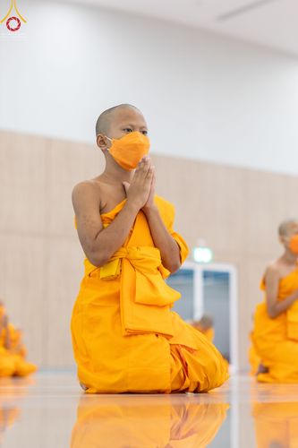 ภาพ No.45554:ประมวลภาพพิธีบรรพชา โครงการหน่อแก้วเปรียญธรรม รุ่นที่ 10 ณ หมู่กฏิสามเณร อาคารค่ายจองแชมป์