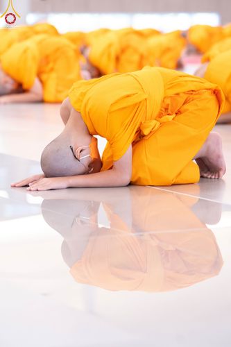 ภาพ No.45565:ประมวลภาพพิธีบรรพชา โครงการหน่อแก้วเปรียญธรรม รุ่นที่ 10 ณ หมู่กฏิสามเณร อาคารค่ายจองแชมป์