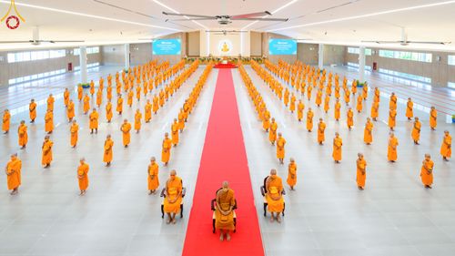 ภาพ No.45573:ประมวลภาพพิธีบรรพชา โครงการหน่อแก้วเปรียญธรรม รุ่นที่ 10 ณ หมู่กฏิสามเณร อาคารค่ายจองแชมป์